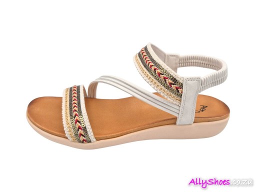 Aeroslops, IRB-70, Cream