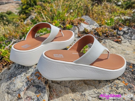 Fitflop, F-Mode Flatform Toe-Post, Cream