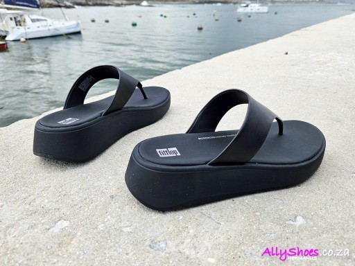 Fitflop, F-Mode Flatform Toe-Post, All Black