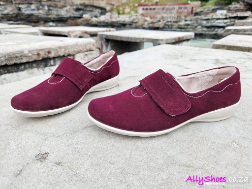 Hotter, Toasty II, Wine, Suede