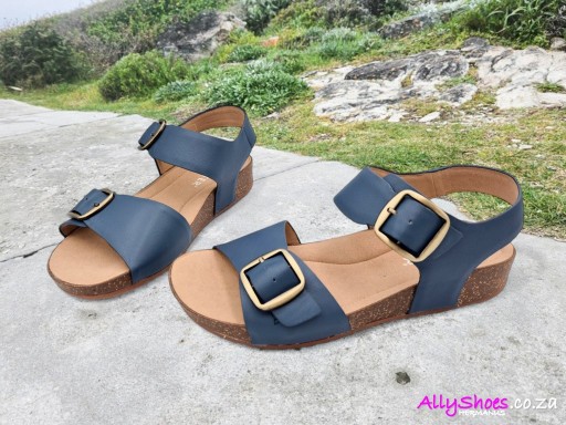 Hotter, Tourist II, Aquatic Blue