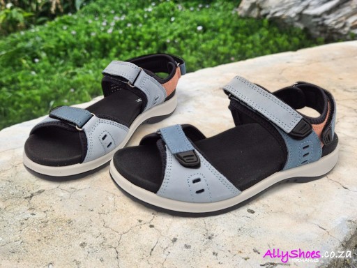 Hotter, Walk II, Blue Sandstone, Nubuck