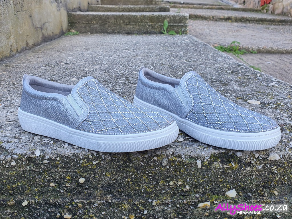 skechers diamond darling black