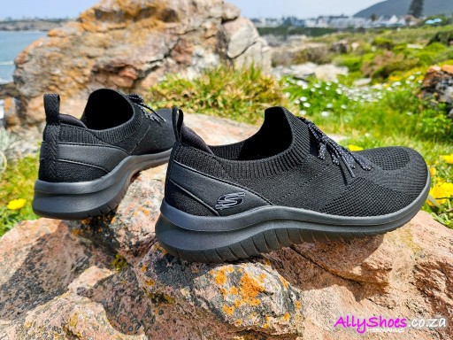 Skechers, Ultra Flex Best Gal, Black